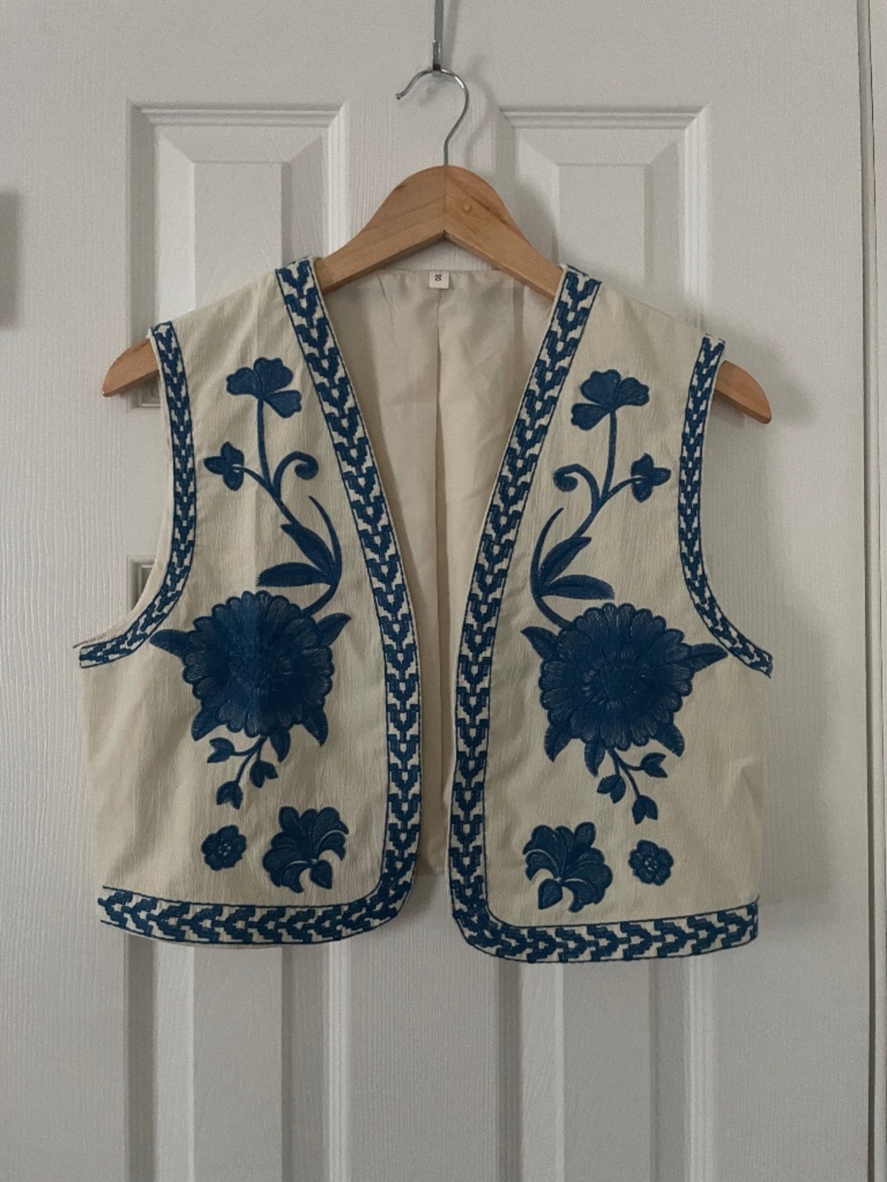 Floral Embroidered Vest